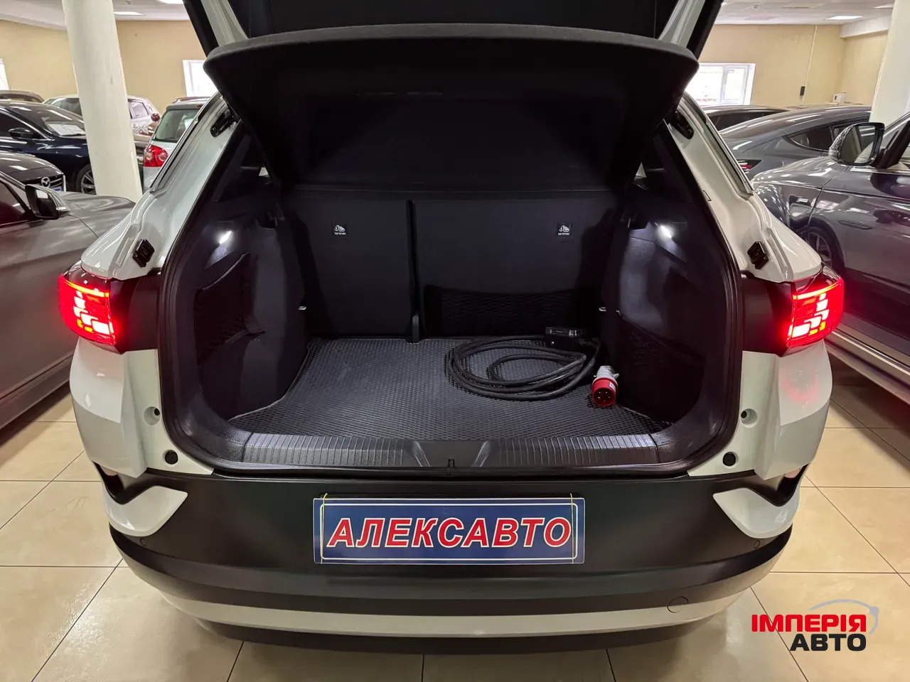 Volkswagen ID.4 - фото 5