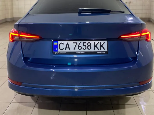Skoda Octavia - фото 2