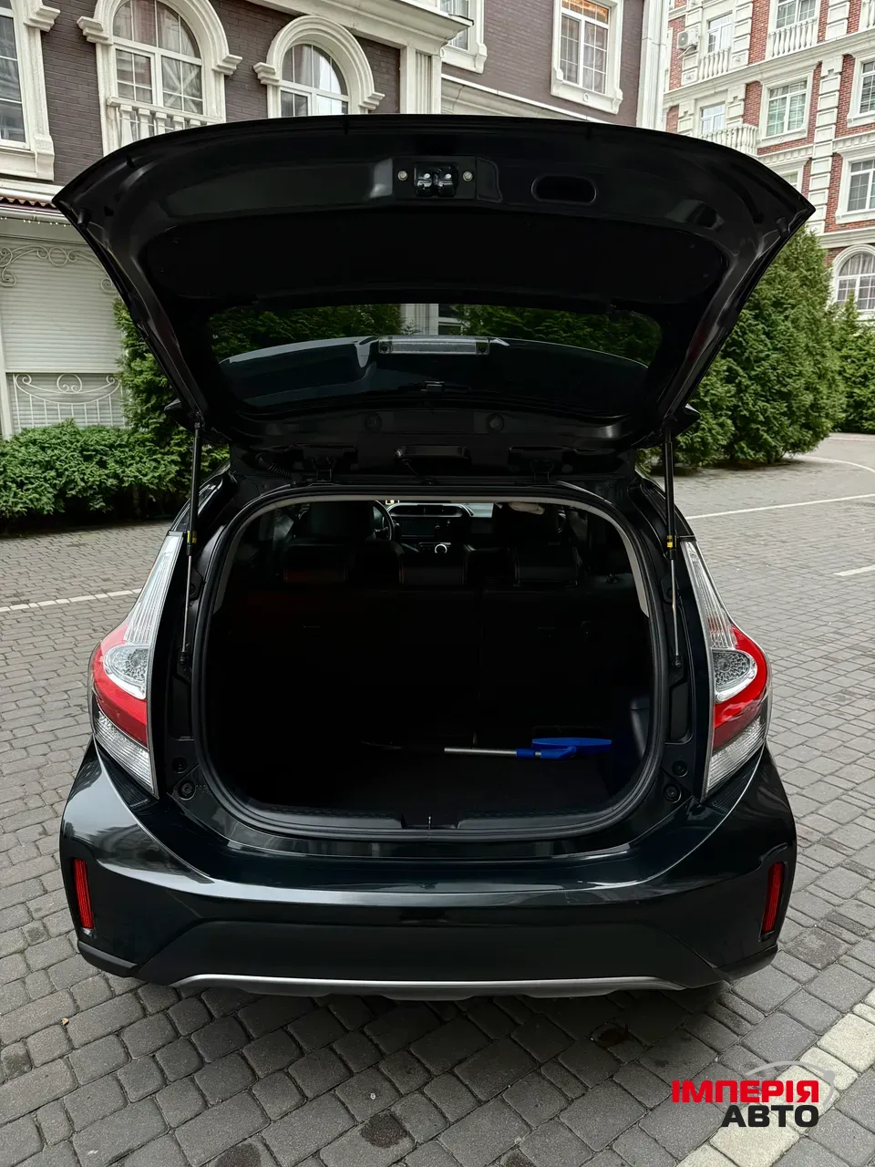 Toyota Aqua - фото 14