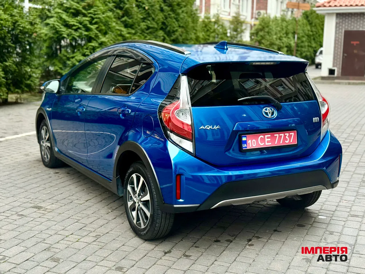 Toyota Aqua - фото 9