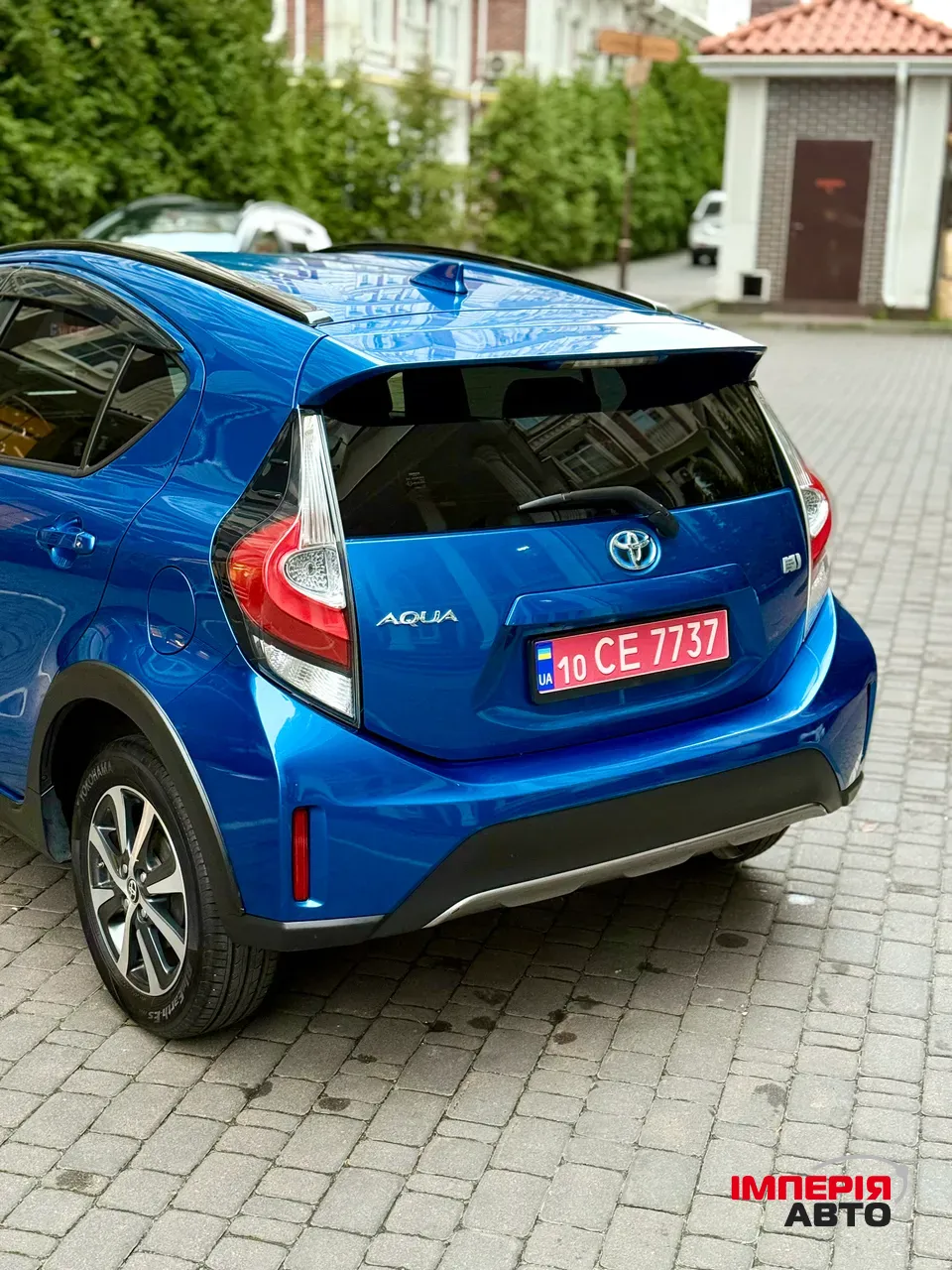 Toyota Aqua - фото 6