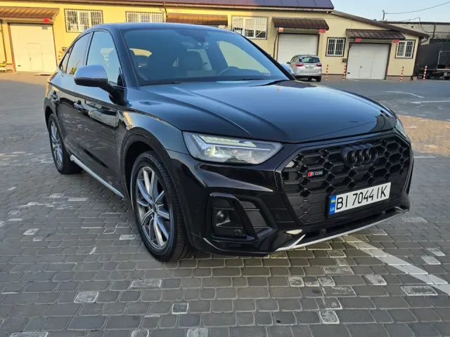 Audi SQ5 Sportback - фото 1