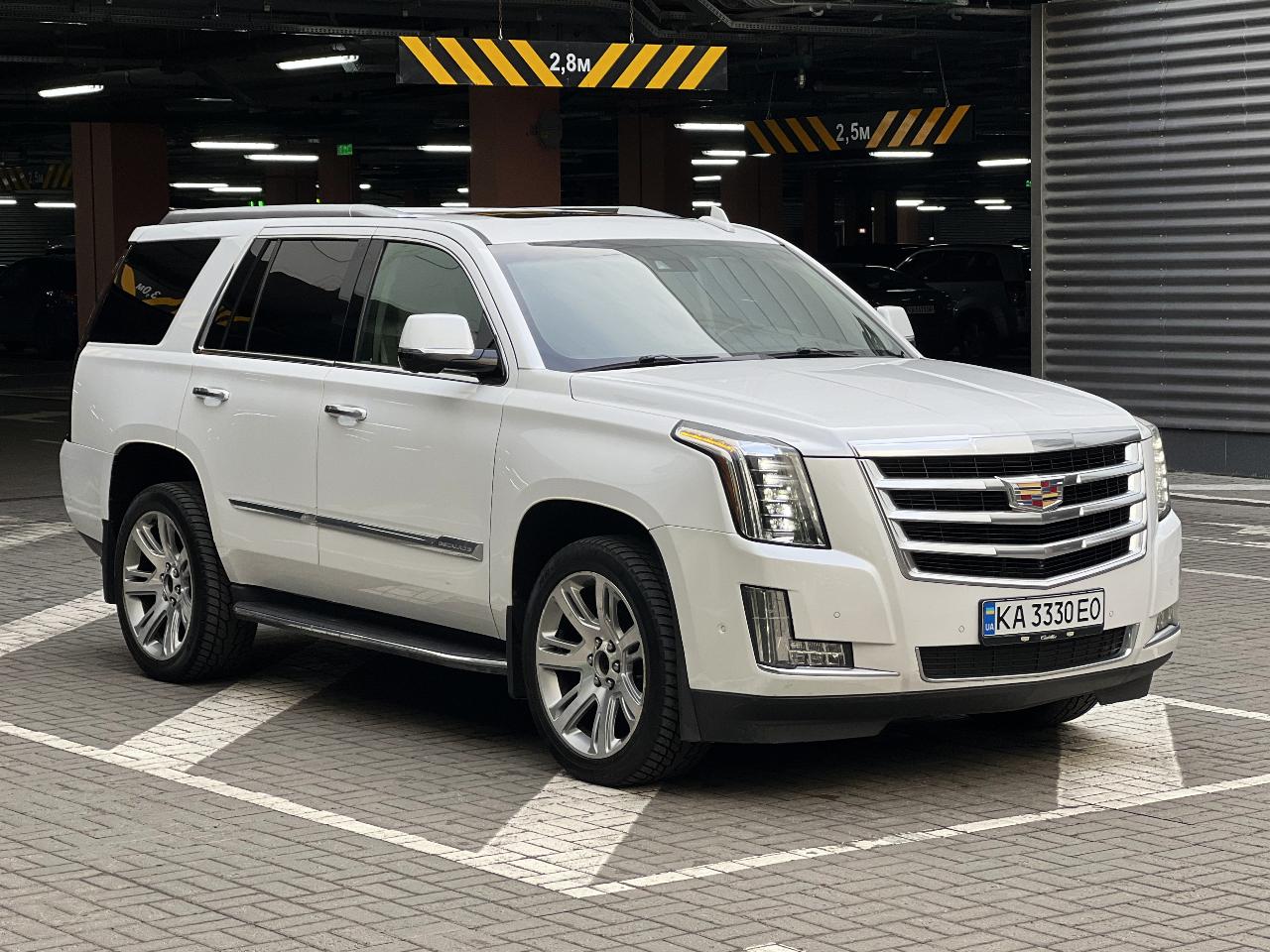 Cadillac Escalade - фото 3