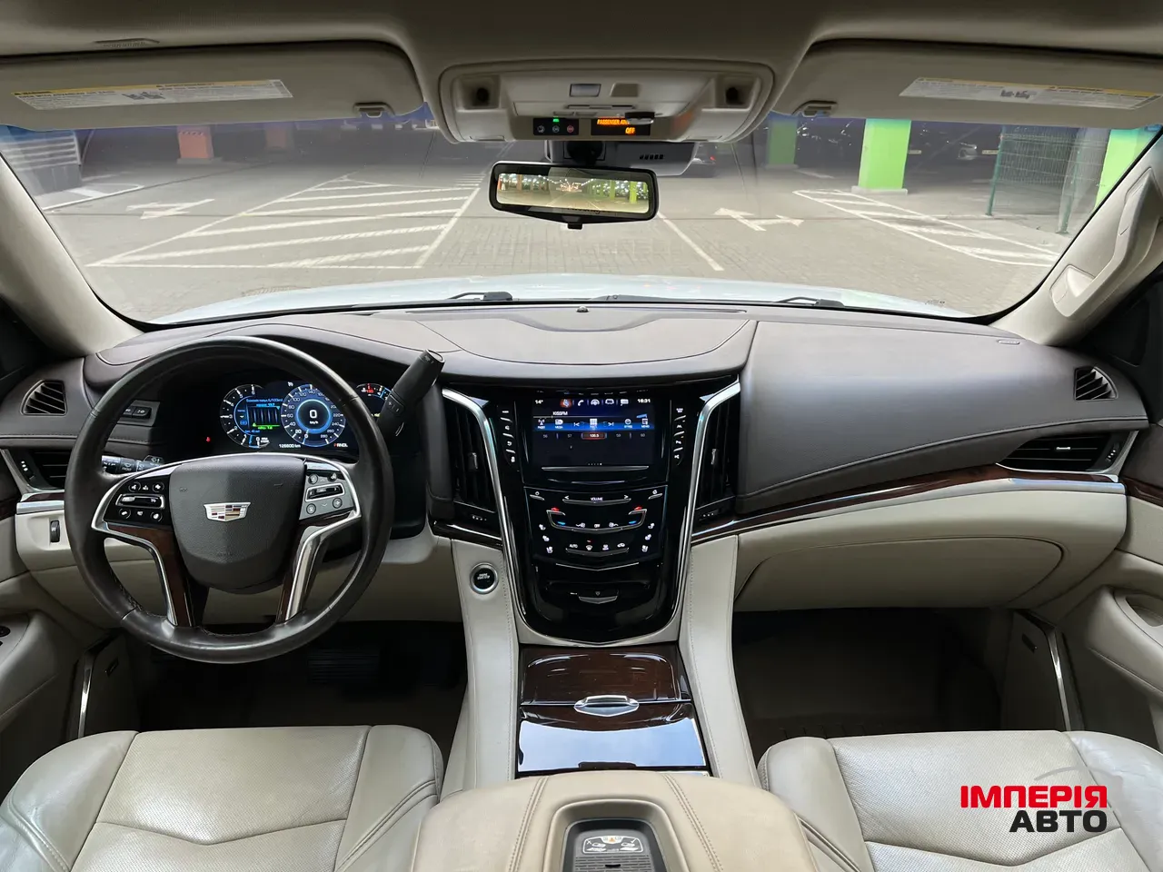 Cadillac Escalade - фото 26