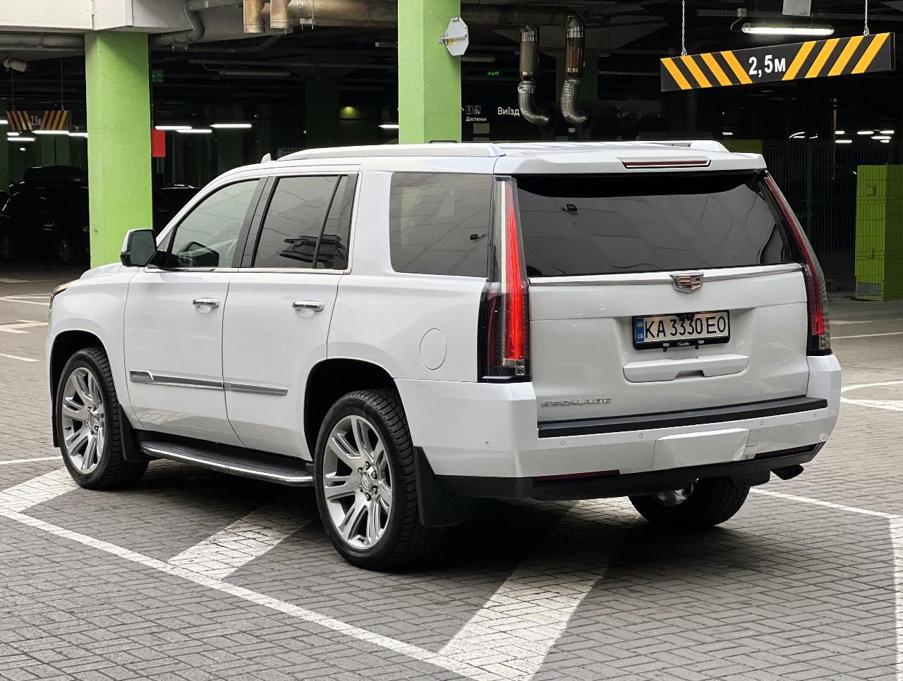 Cadillac Escalade - фото 2