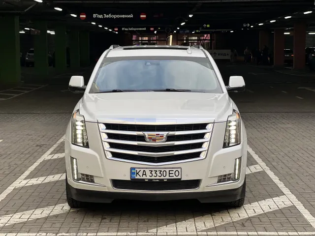 Cadillac Escalade - фото 3