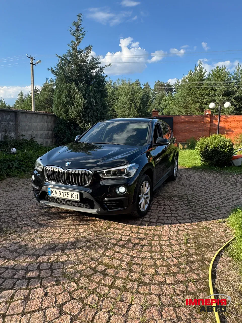 BMW X1 - фото 1