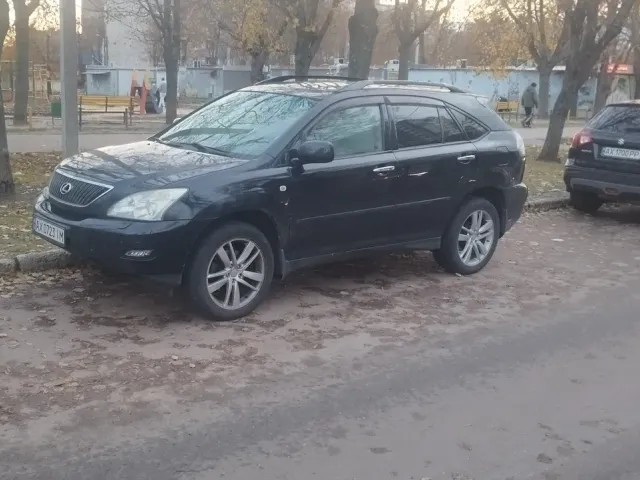 Lexus RX - фото 3