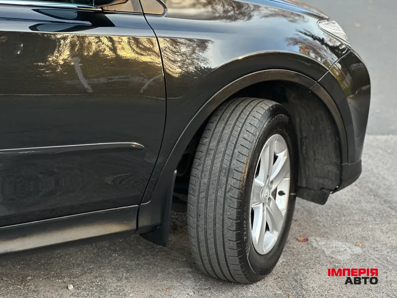 Toyota RAV4 - фото 8