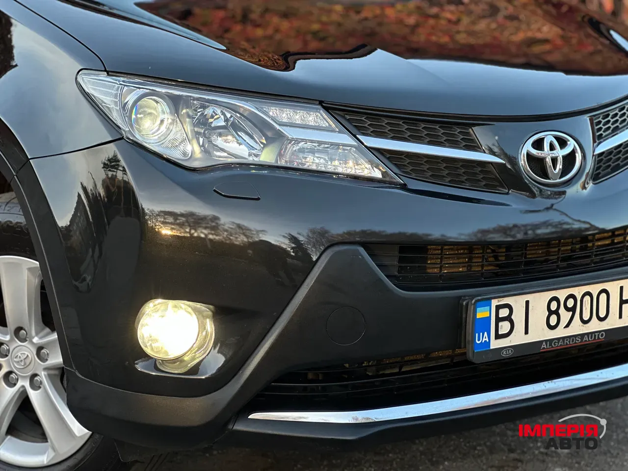 Toyota RAV4 - фото 12