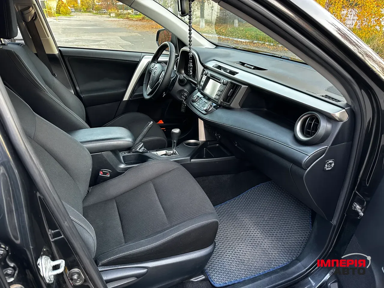 Toyota RAV4 - фото 34