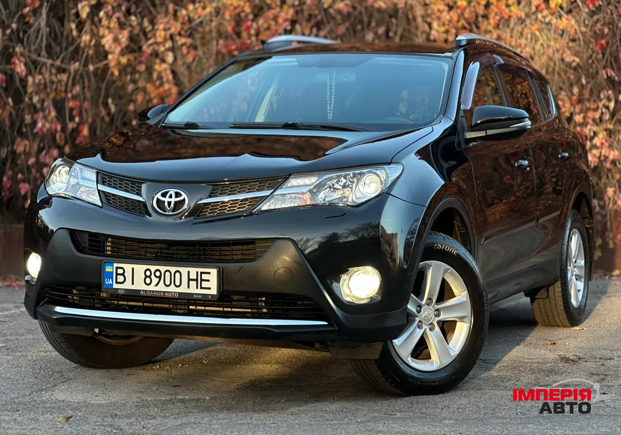 Toyota RAV4 - фото 14