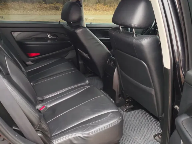 SsangYong Rexton - фото 4