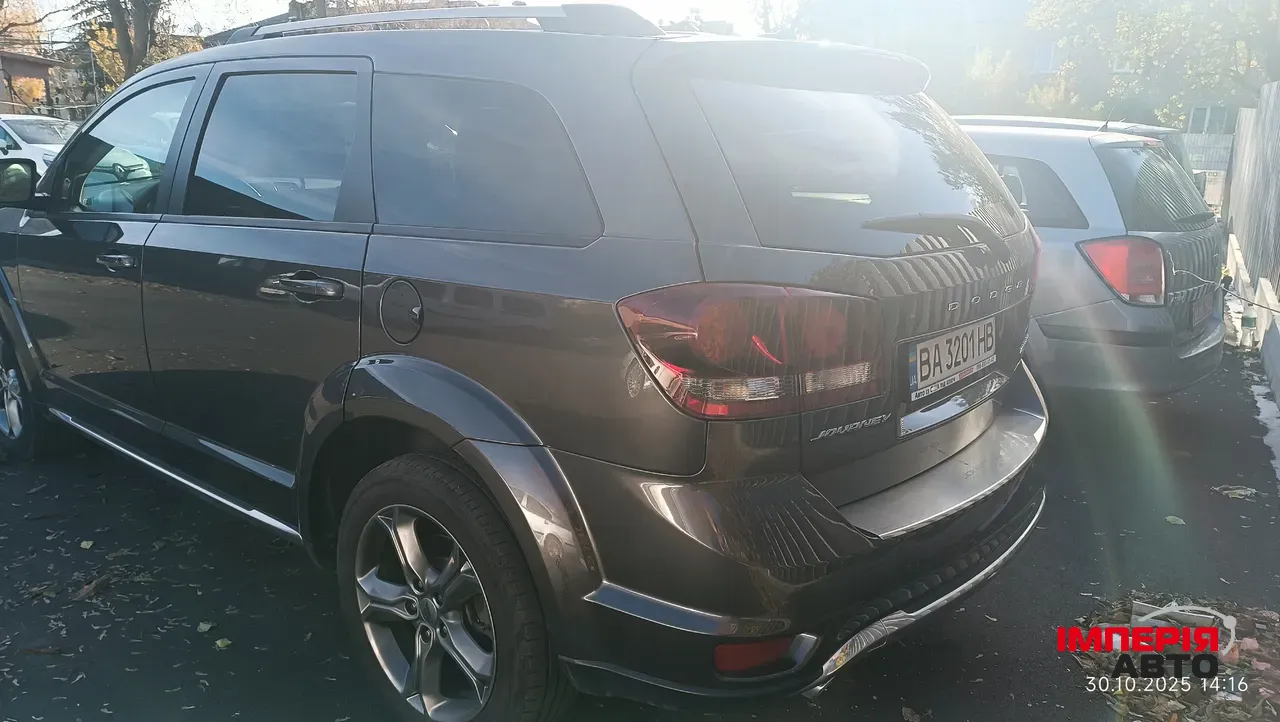 Dodge Journey - фото 4