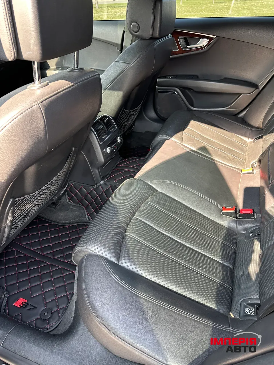 Audi A7 - фото 9