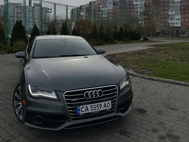 Audi A7 - фото 1
