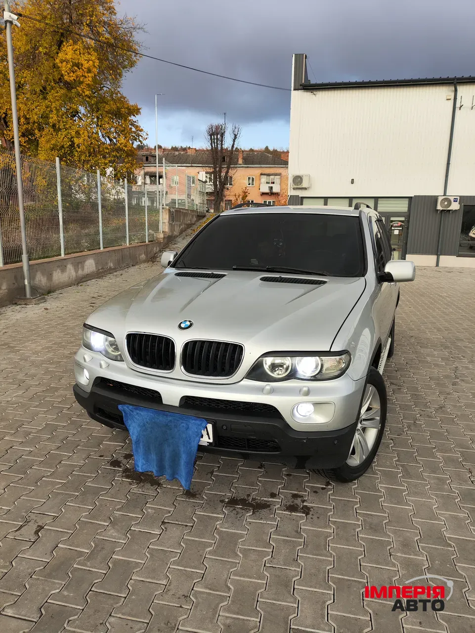BMW X5 - фото 1