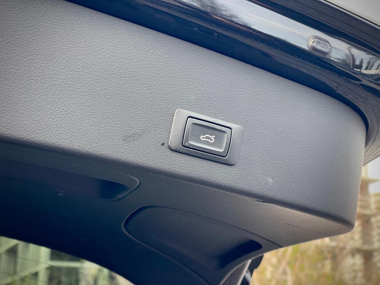 Audi A6 - фото 14