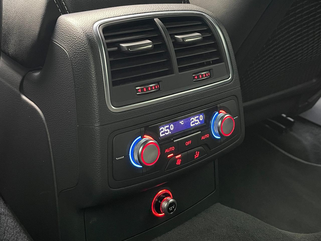 Audi A6 - фото 31