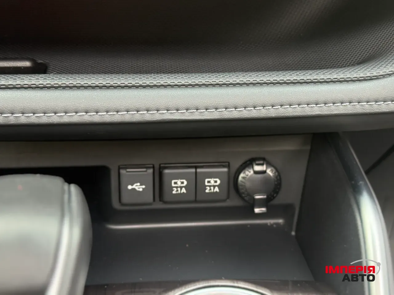 Toyota Highlander - фото 28