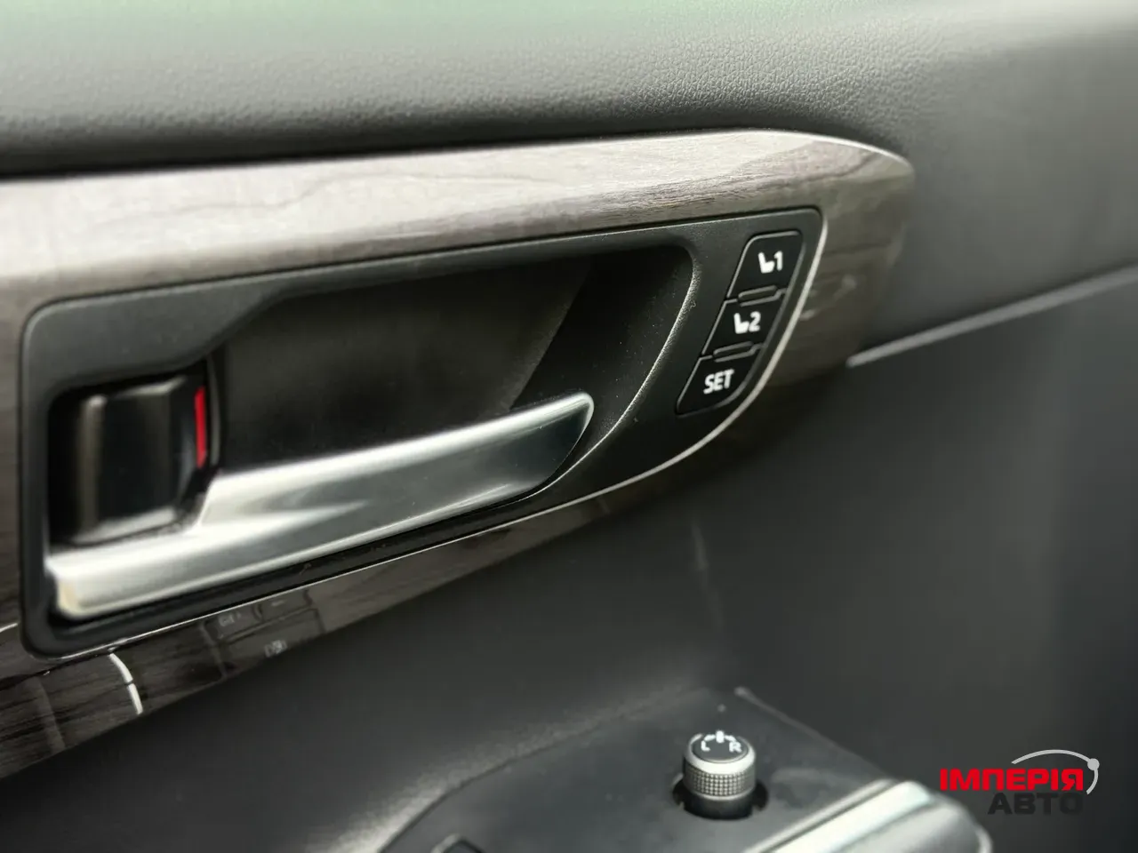 Toyota Highlander - фото 17