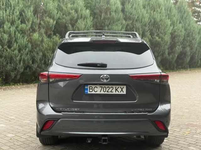 Toyota Highlander - фото 3