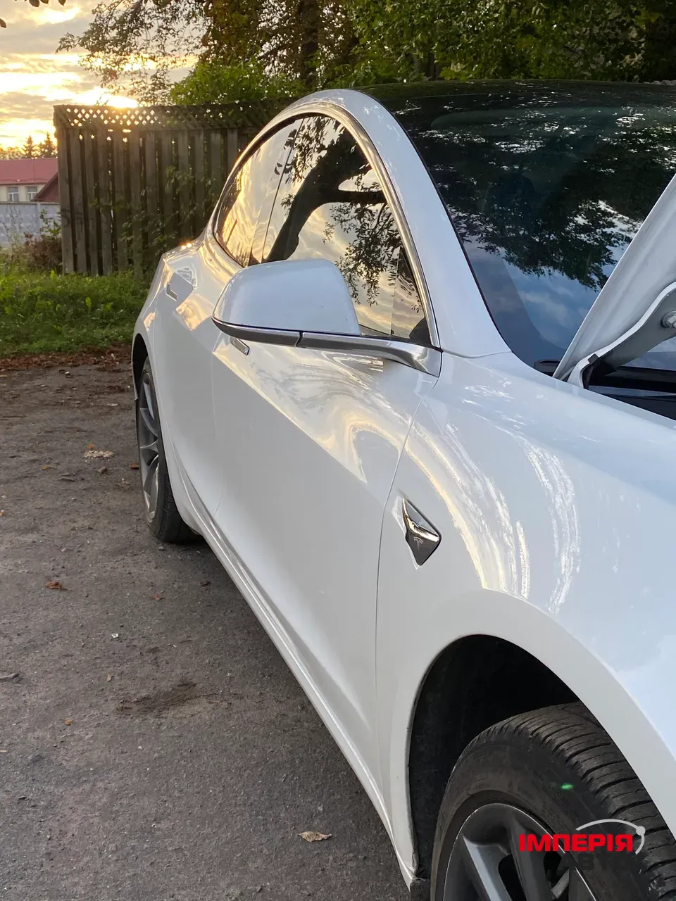 Tesla Model 3 - фото 3