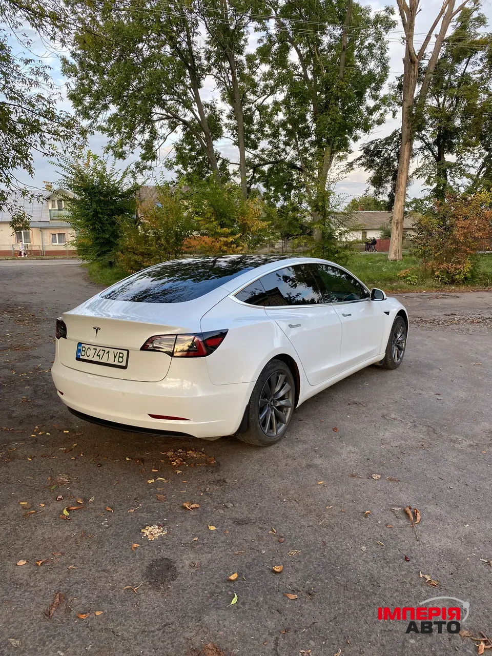 Tesla Model 3 - фото 7