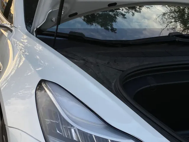 Tesla Model 3 - фото 4