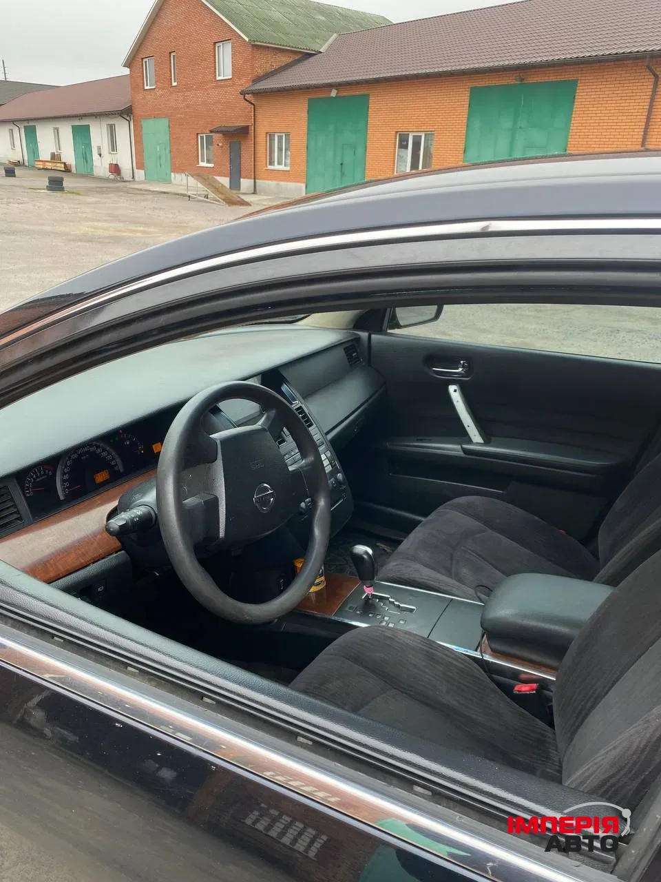 Nissan Teana - фото 1