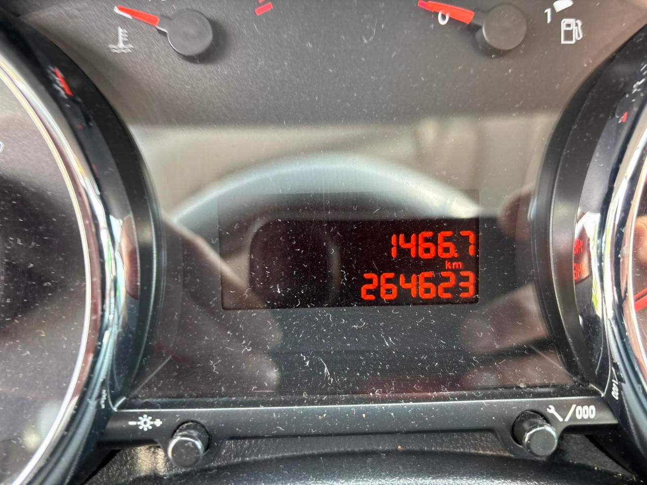 Peugeot 5008 - фото 9