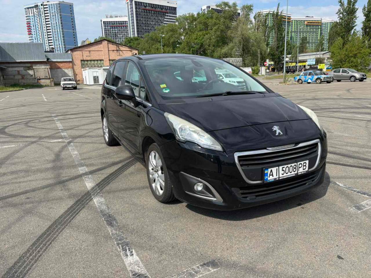 Peugeot 5008 - фото 11