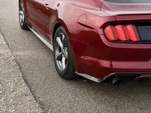Ford Mustang - фото 2