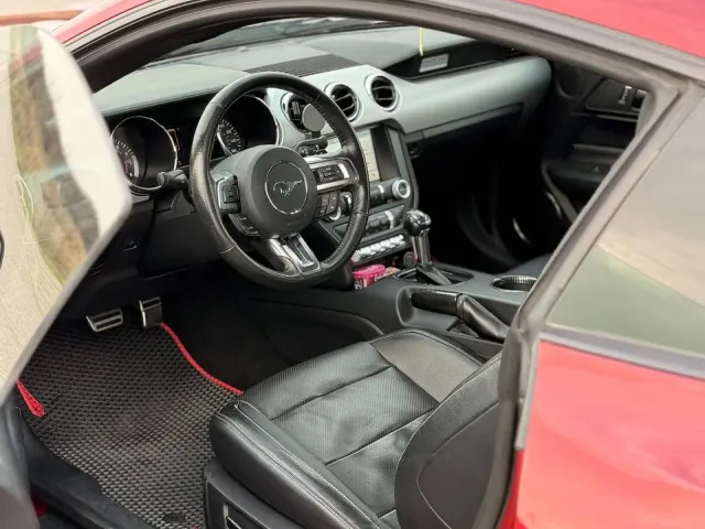 Ford Mustang - фото 3