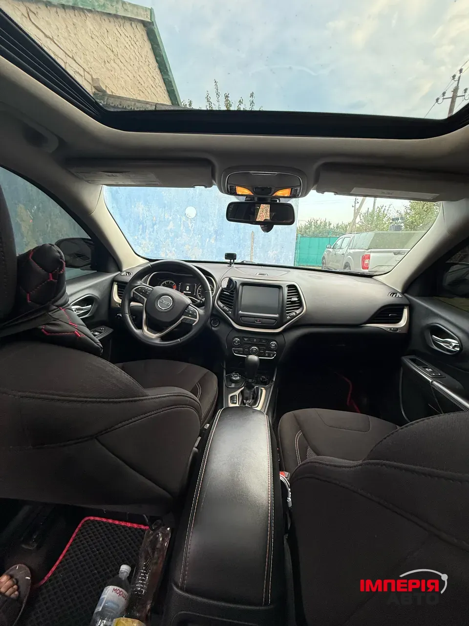 Jeep Cherokee - фото 3