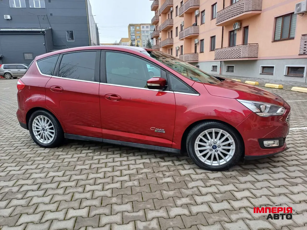 Ford C-MAX - фото 4