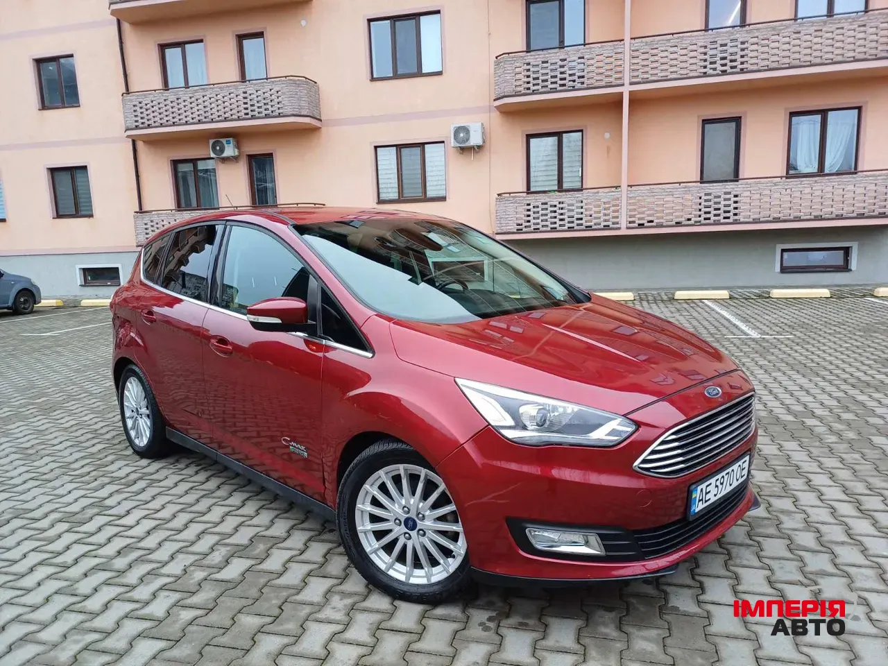 Ford C-MAX - фото 1