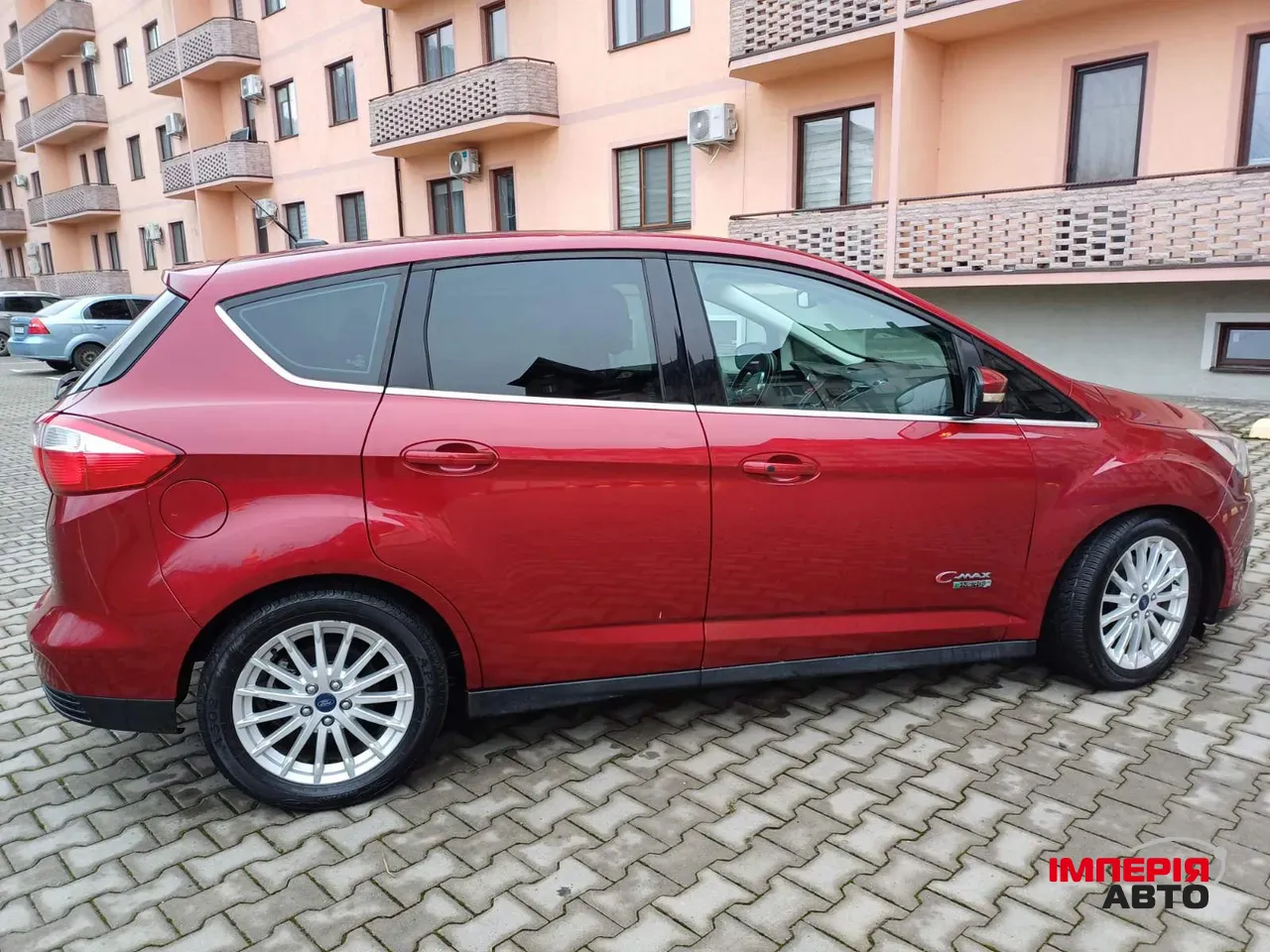 Ford C-MAX - фото 5