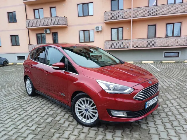 Ford C-MAX - фото 1
