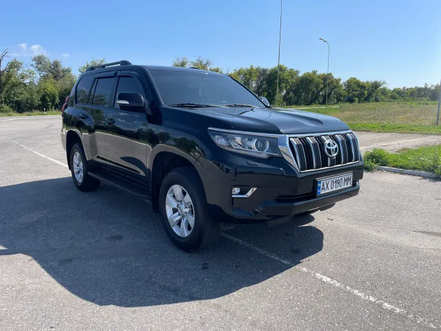 Toyota Land Cruiser Prado - фото 1