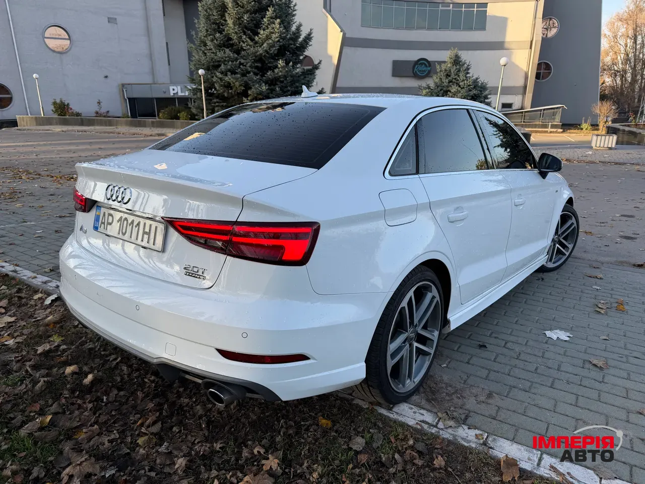 Audi A3 - фото 6