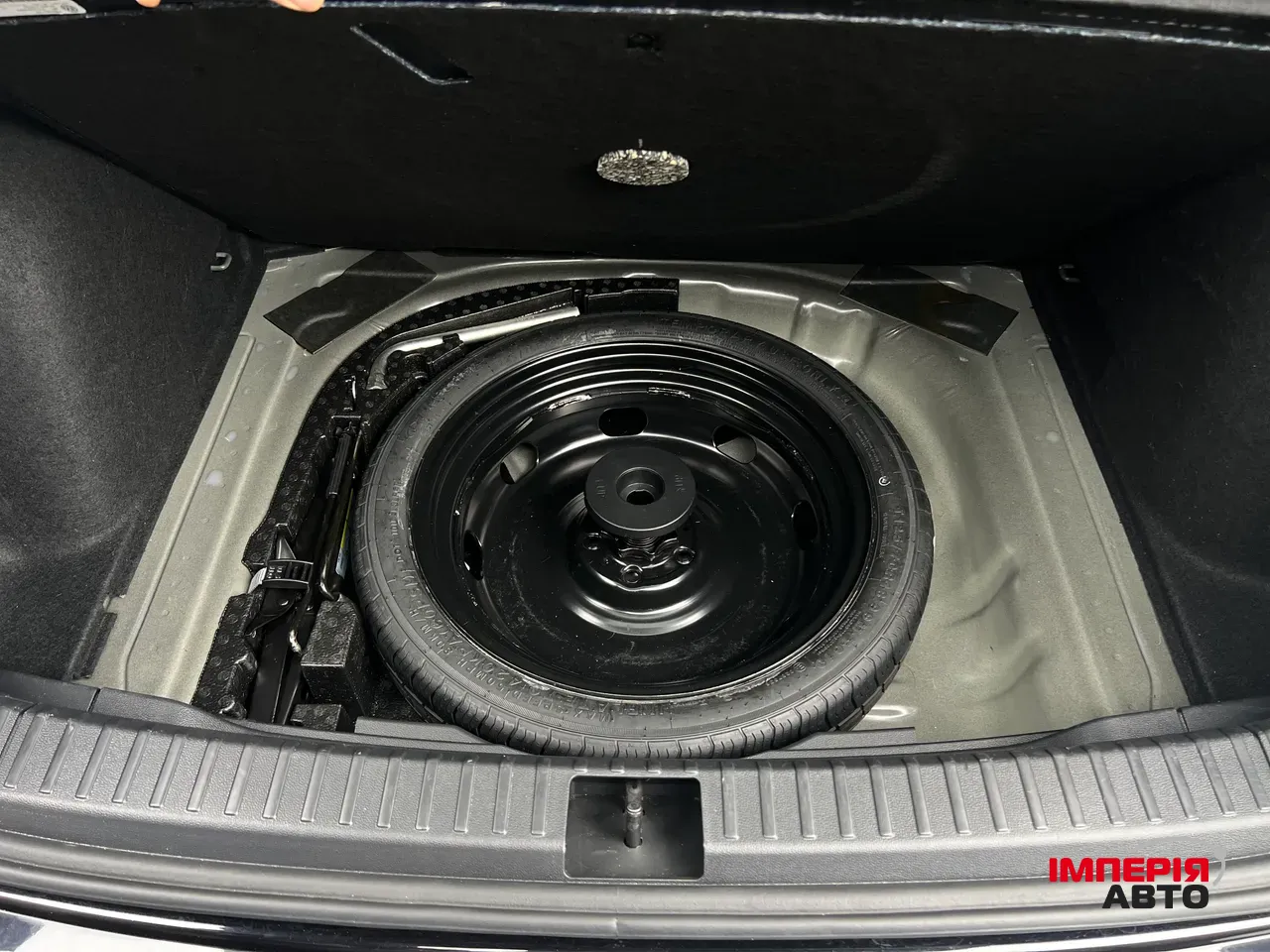 Volkswagen Taos - фото 17