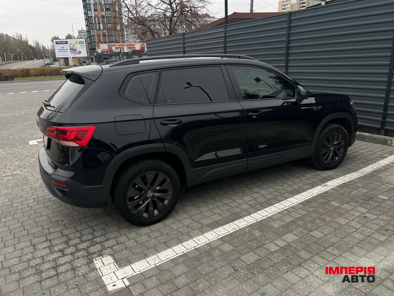 Volkswagen Taos - фото 5