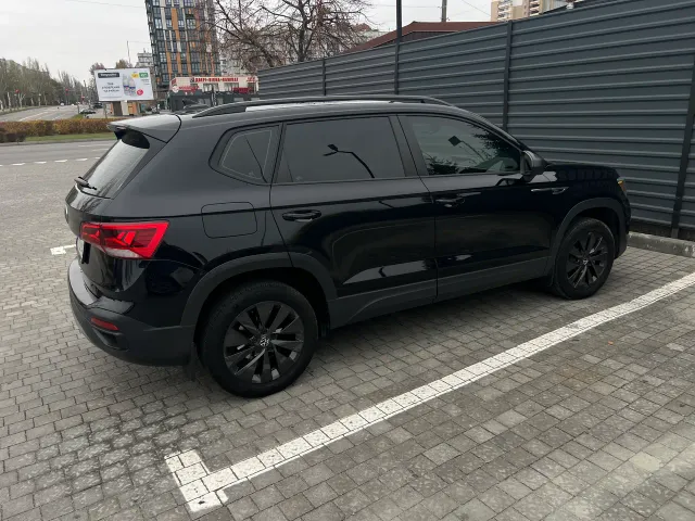 Volkswagen Taos - фото 5