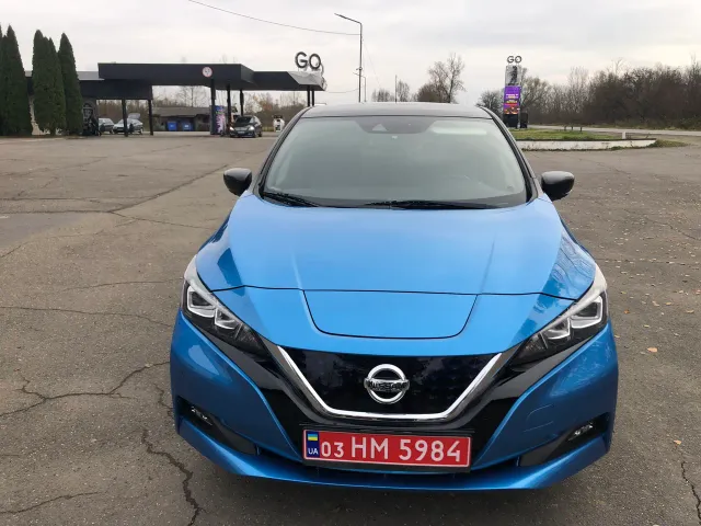 Nissan Leaf - фото 2