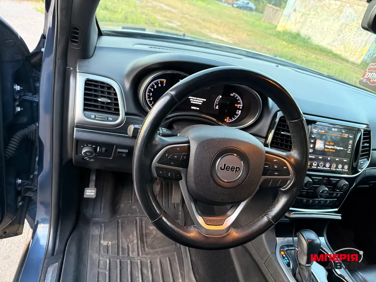 Jeep Grand Cherokee - фото 7