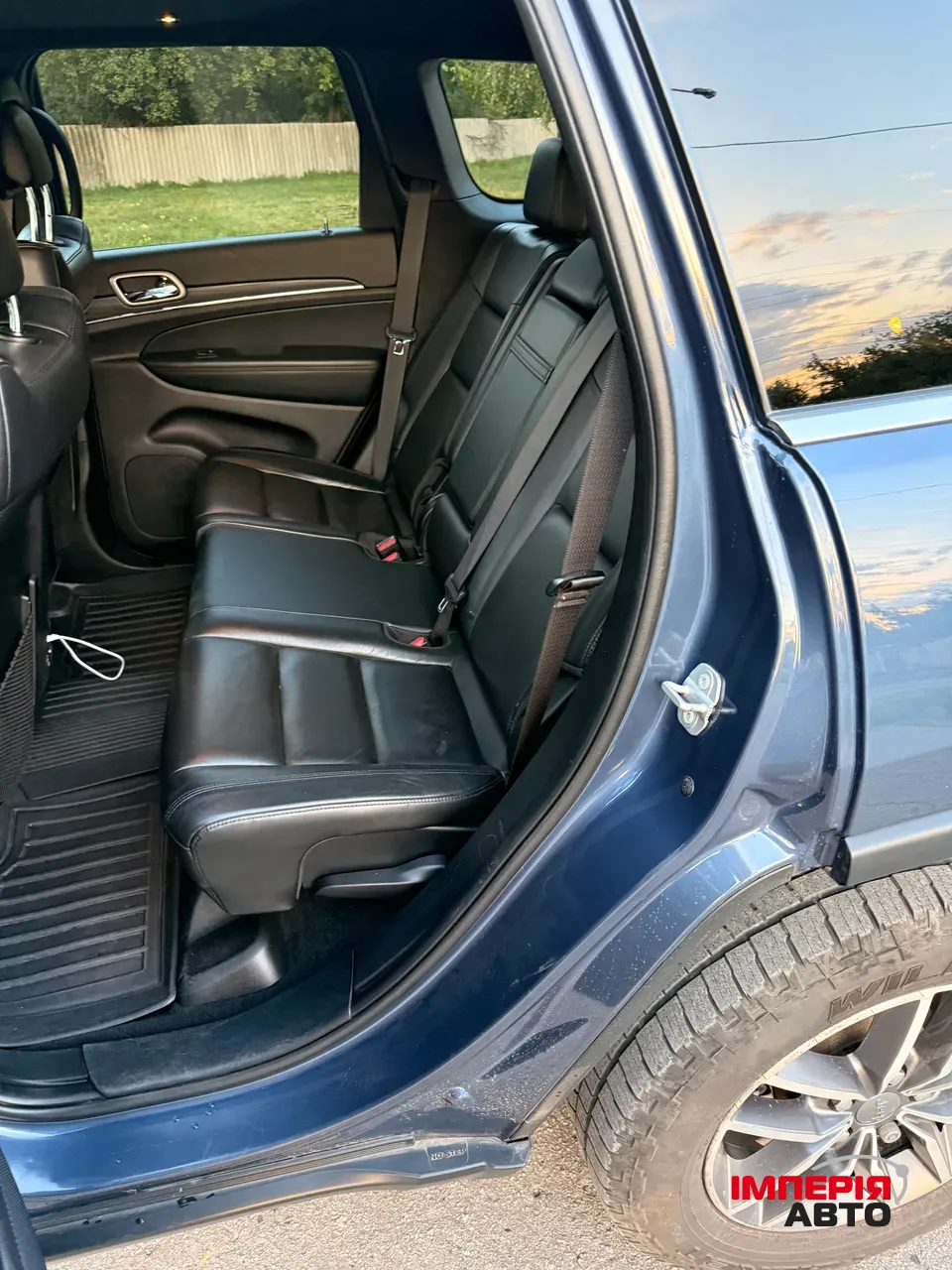 Jeep Grand Cherokee - фото 8