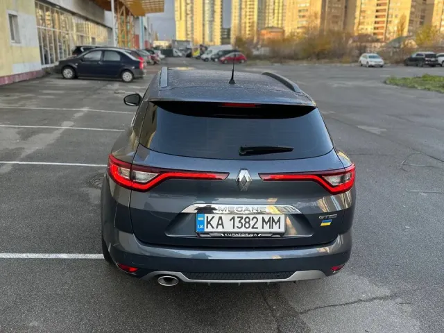 Renault Megane - фото 2