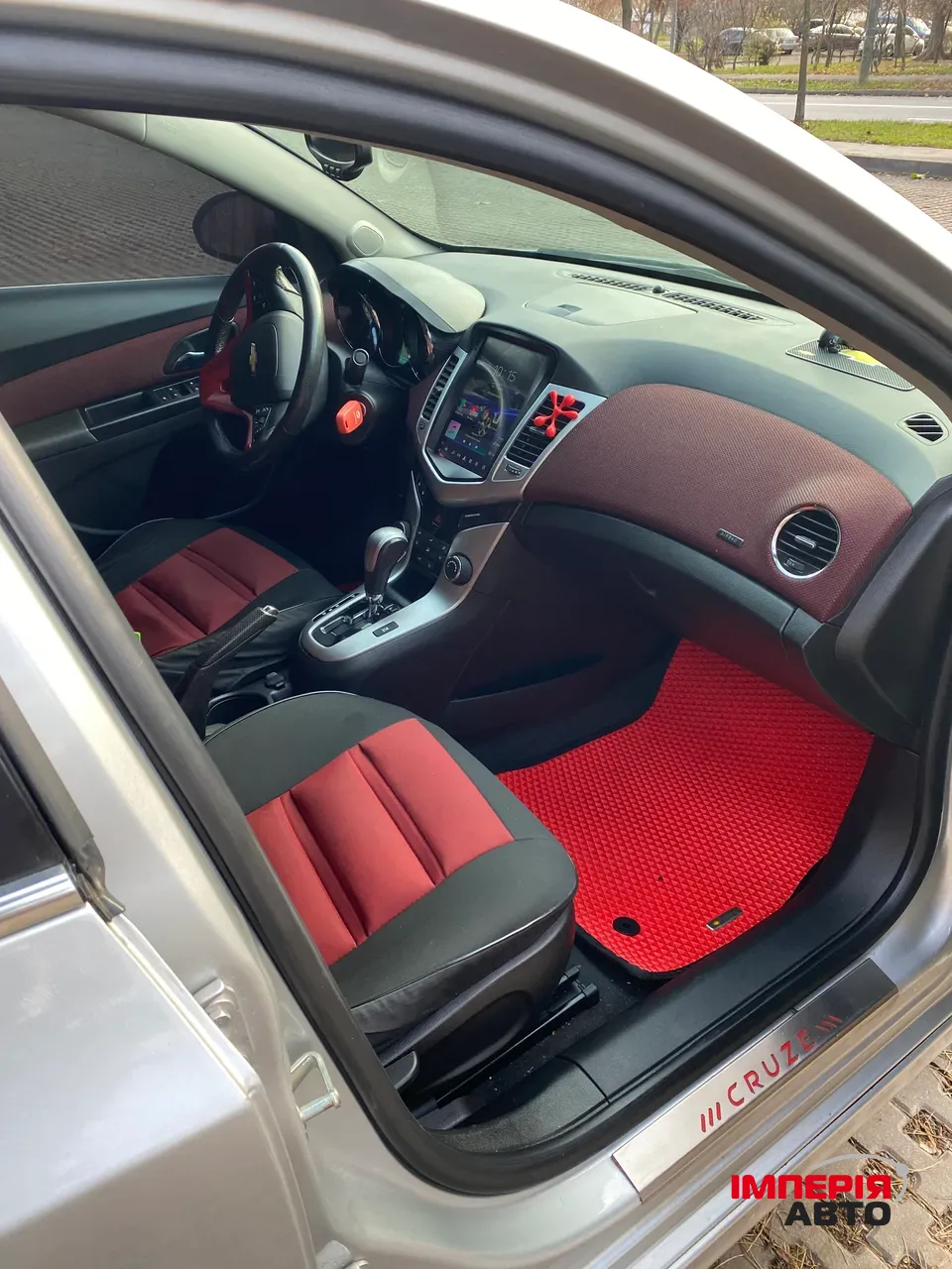 Chevrolet Cruze - фото 4