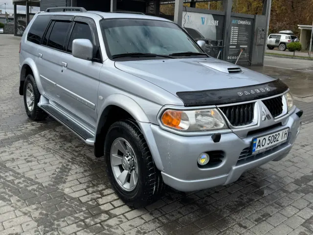 Mitsubishi Pajero Sport - фото 1